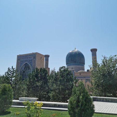 Samarkand Imron Hotel Екстер'єр фото