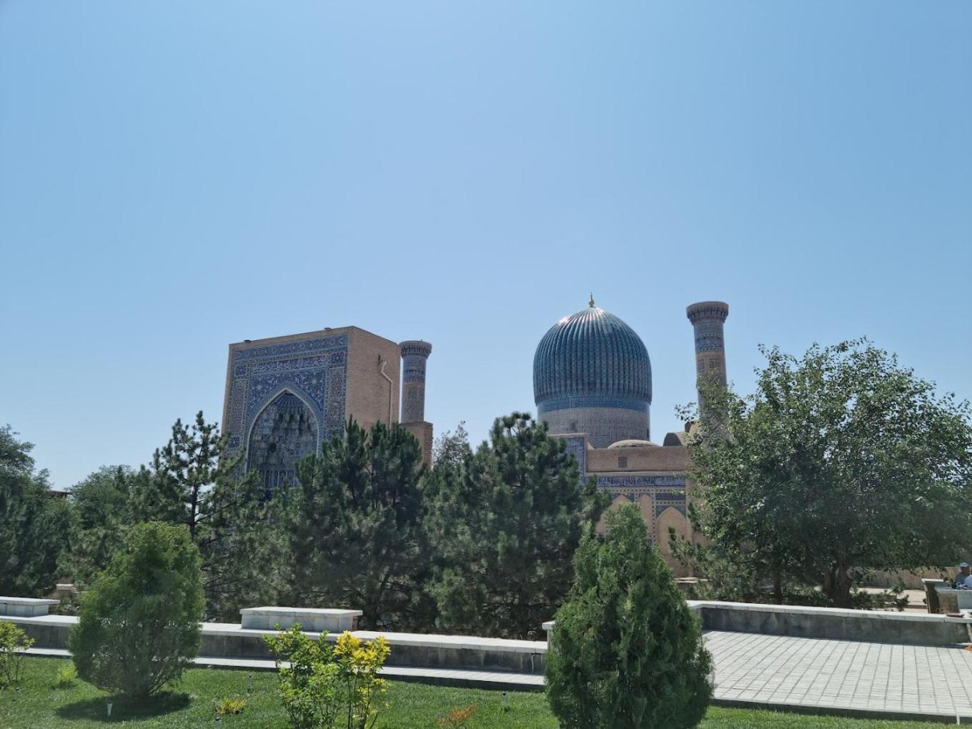 Samarkand Imron Hotel Екстер'єр фото