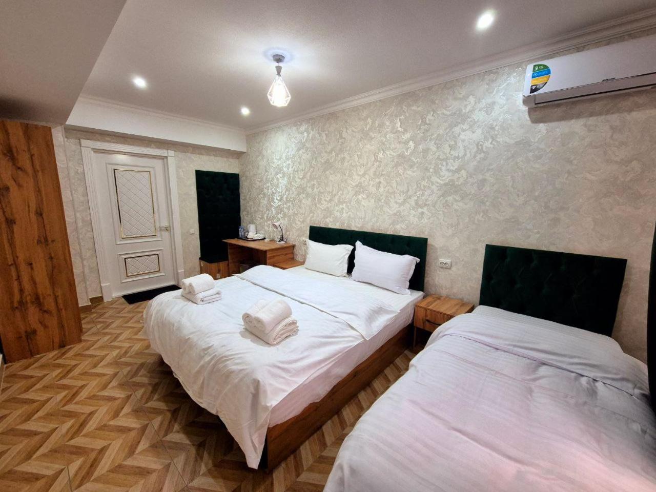 Samarkand Imron Hotel Екстер'єр фото