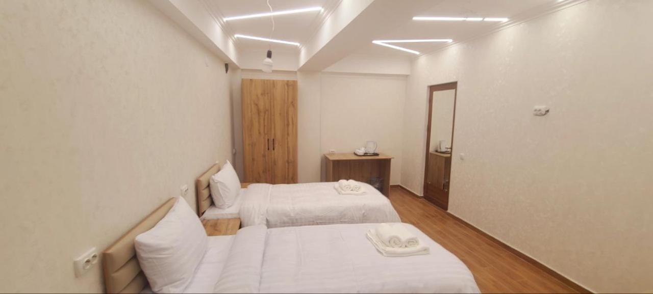Samarkand Imron Hotel Екстер'єр фото