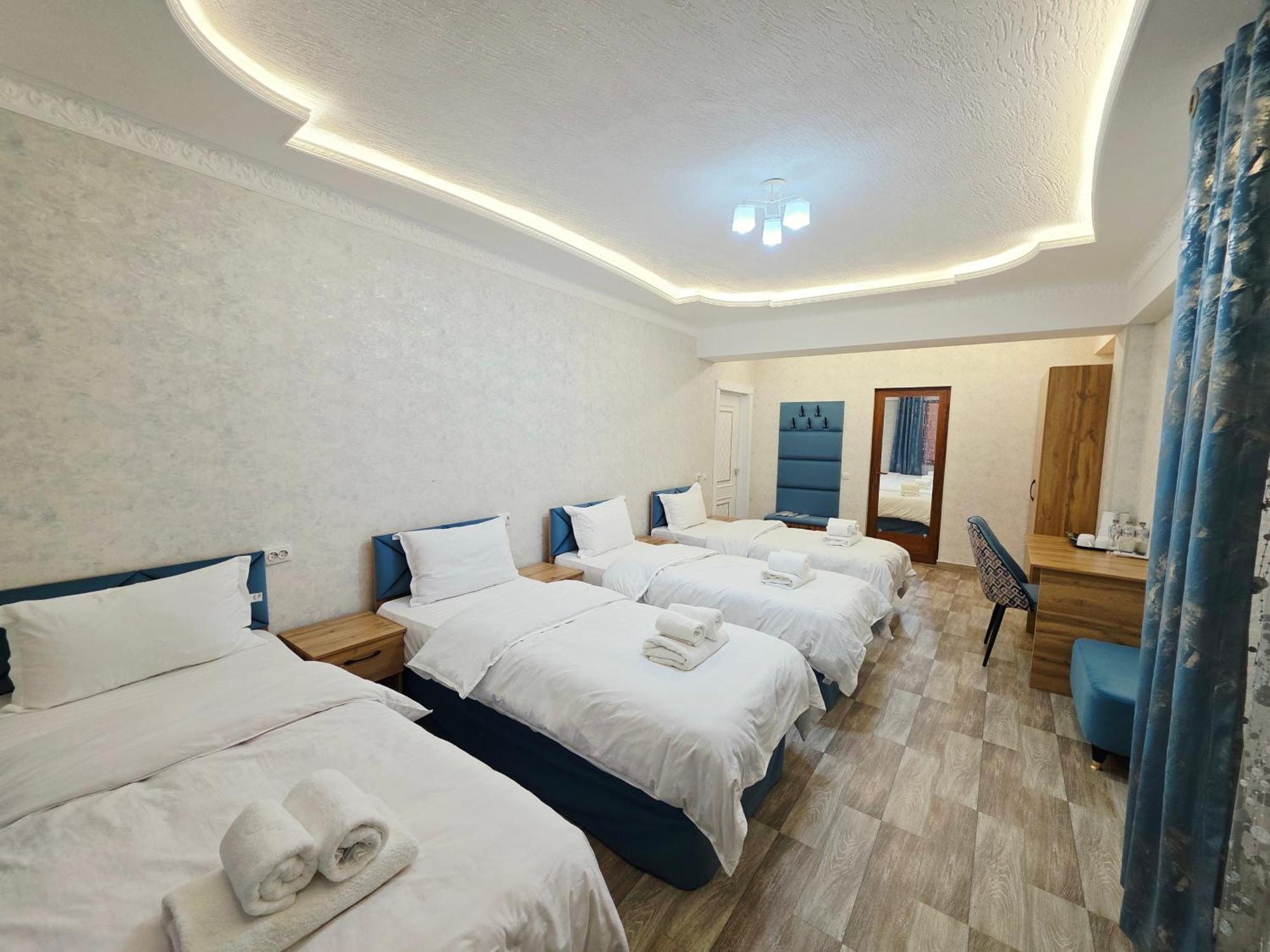 Samarkand Imron Hotel Екстер'єр фото